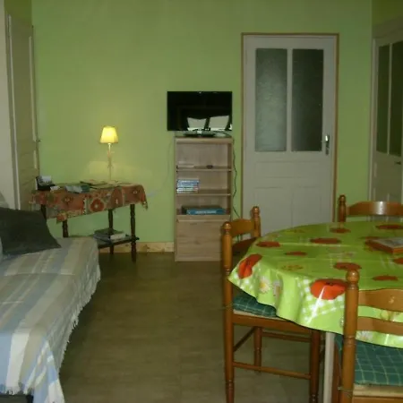 House Les 4 Saisons * Menomblet